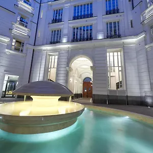 The One Luxury , Nápoles Italia